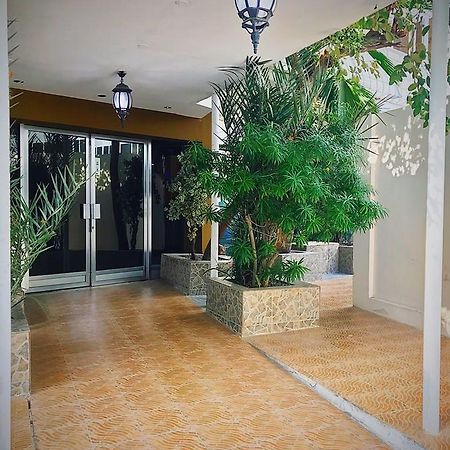 Al Hadow Hotel Маскат Экстерьер фото