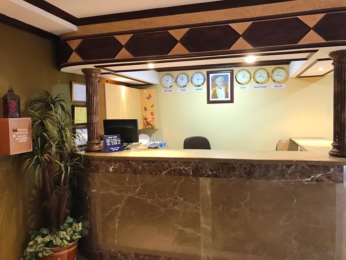 Al Hadow Hotel Маскат Экстерьер фото